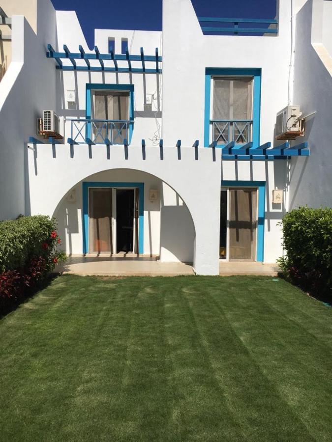 Fully Furnished 4-Bed Town House In Mountain View Ras Al-Hekma Villa Ras Elhekma Exterior photo